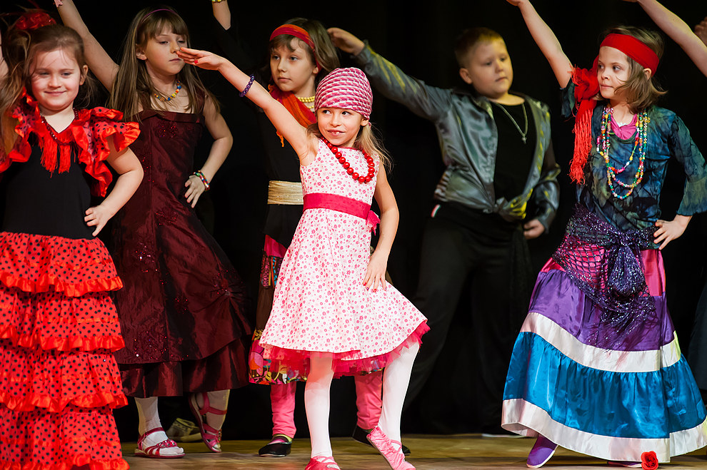 Spin Freekies - “Reportaż ze świata” ("Teatr Tańca" Wielkiej Orkiesty Świątecznej Pomocy w ArtBemie)